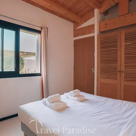 别墅 Hollyhocks 里维多瓦海滩