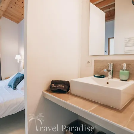 Hollyhocks * 里维多瓦海滩